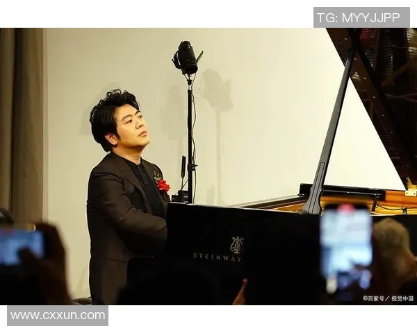 足球明星与郎朗相聚共谱乐章展现运动与音乐的完美结合